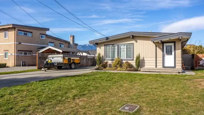 7488 LEARY CRESCENT, Sardis, BC