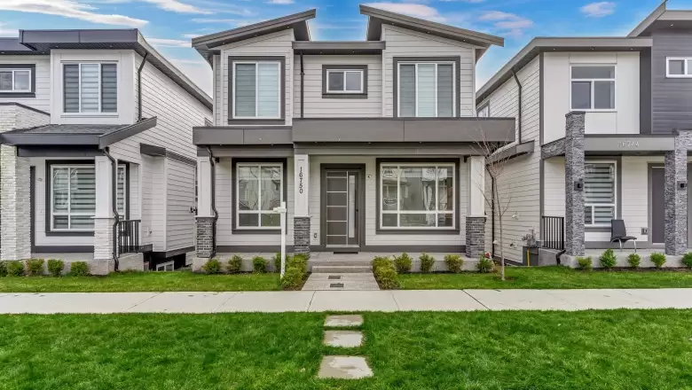 16750 15A AVENUE image #1