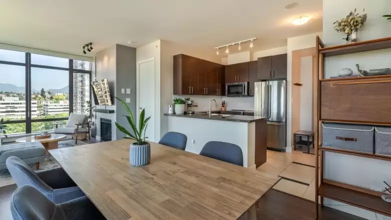 1104 2345 MADISON AVENUE image #1