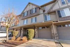 25 46321 CESSNA DRIVE, Chilliwack, Chilliwack, BC