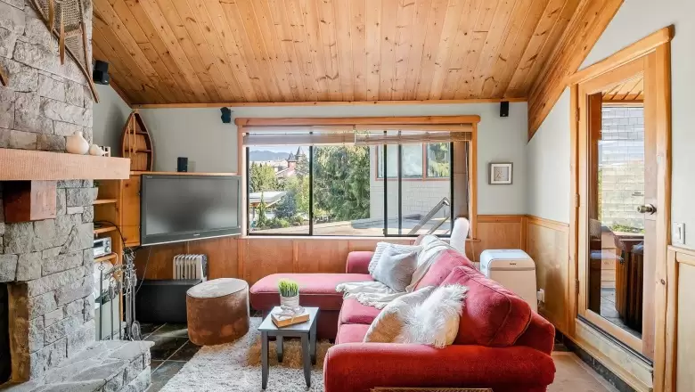 2 4201 SUNSHINE PLACE image #1