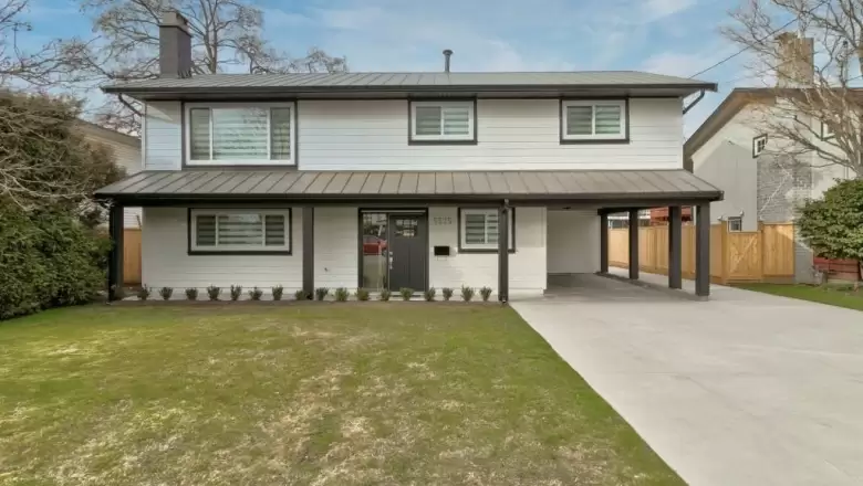 5575 45 AVENUE image #1