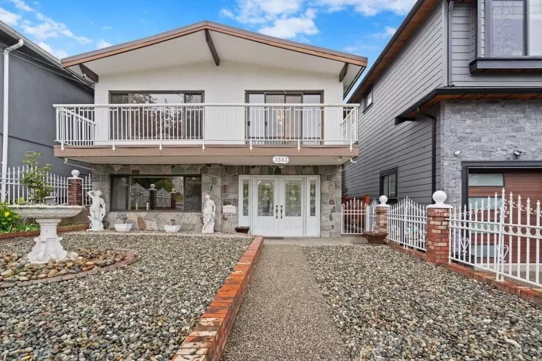 3583 WALKER STREET image #1