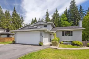 2604 LAURALYNN DRIVE, North Vancouver, BC