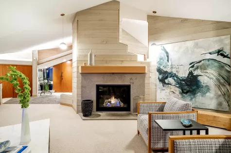 6011 EAGLERIDGE DRIVE image #1