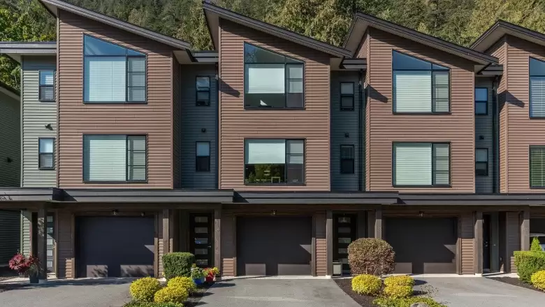 14 520 HOT SPRINGS ROAD image #1