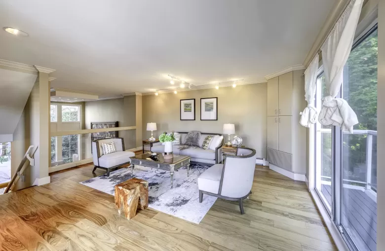 3330 W 20TH AVENUE image #1