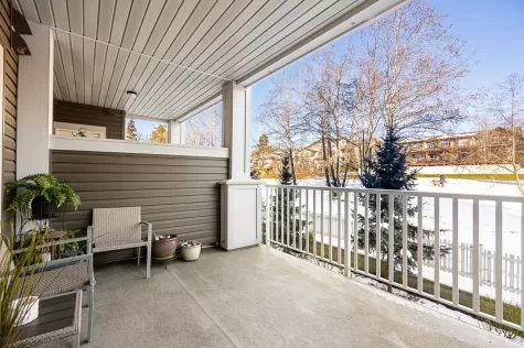 213 6490 194 STREET image #2