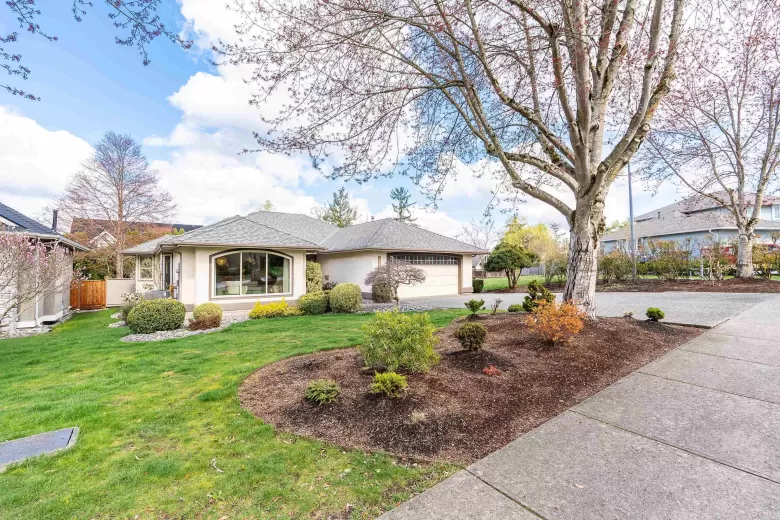 21561 47B AVENUE image #1