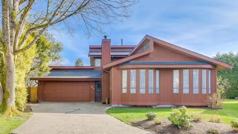 8320 DEMOREST PLACE image #1