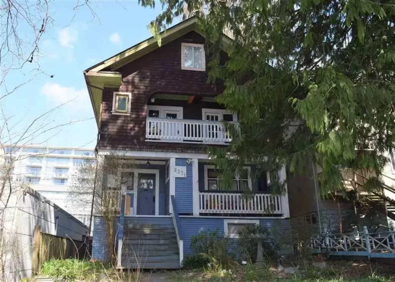 2371 E 30TH AVENUE, Vancouver, BC for sale