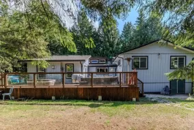 8099 NORTHWOOD ROAD, Sunshine Coast, Halfmoon Bay, BC