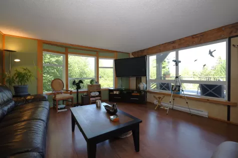 357 CASCADIA PARKWAY image #4