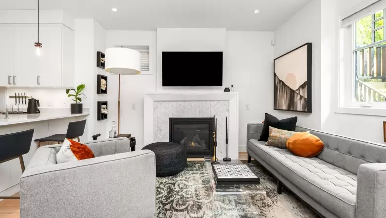 2513 W 8TH AVENUE image #1
