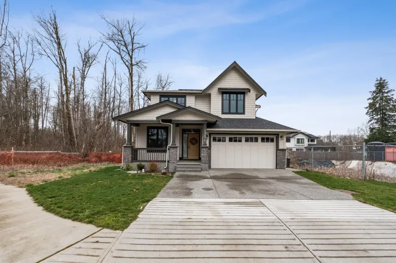 19675 78A AVENUE image #1