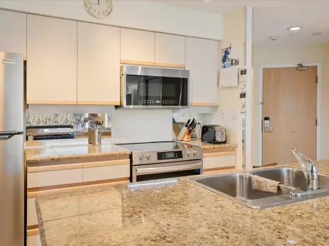 205 3217 BLUEBERRY DRIVE image #1