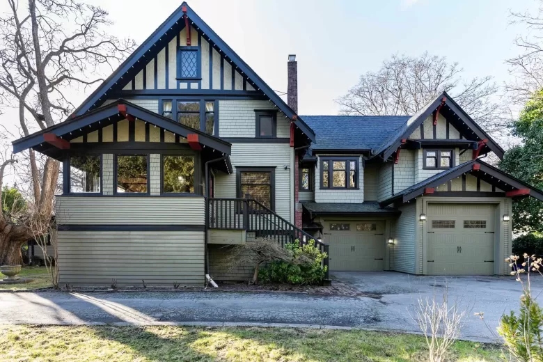 4605 ARTHUR DRIVE image #1