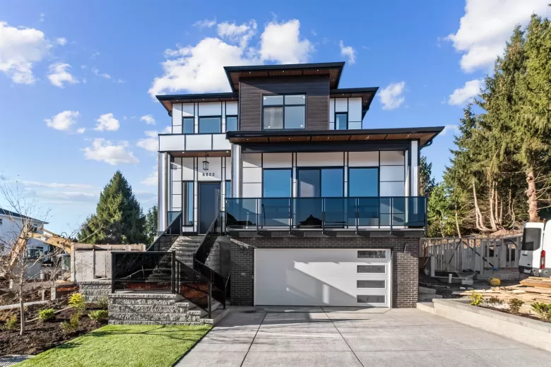 6825 205 STREET image #1