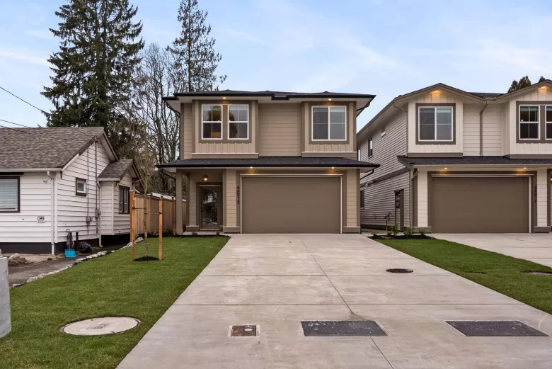46013 LEWIS AVENUE image #1