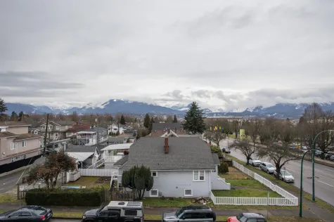 403 315 RENFREW STREET image #3