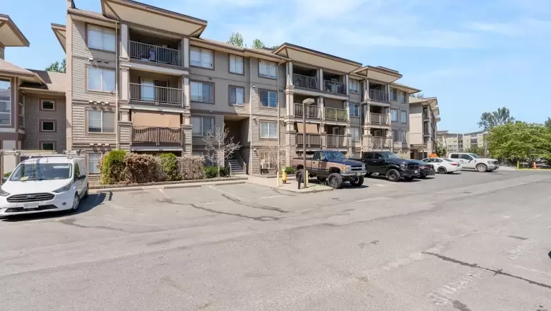 102 45567 YALE ROAD image #1