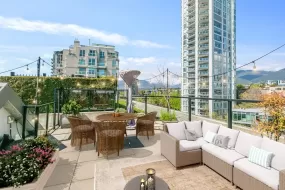 504 105 W 2ND STREET, North Vancouver, North Vancouver, BC