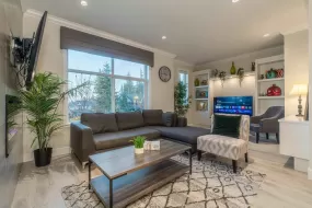 2 15633 MOUNTAIN VIEW DRIVE, South Surrey White Rock, Surrey, BC