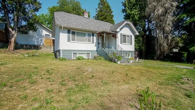 809 SANGSTER PLACE image #1