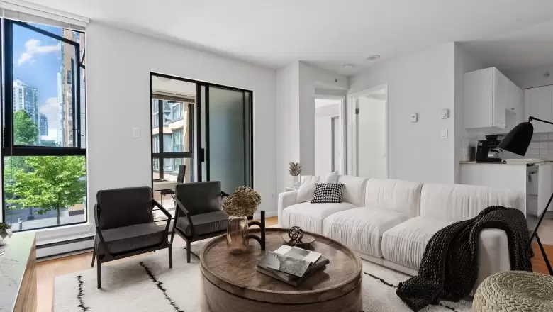 301 488 HELMCKEN STREET image #1