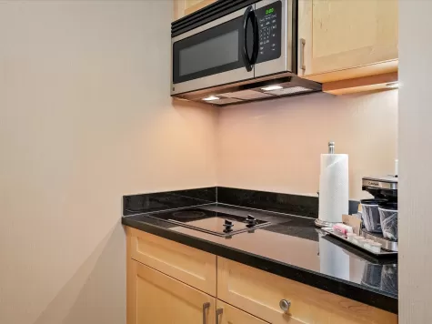 808 4050 WHISTLER WAY image #4