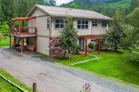 4042 BOURNE ROAD, Chilliwack, BC