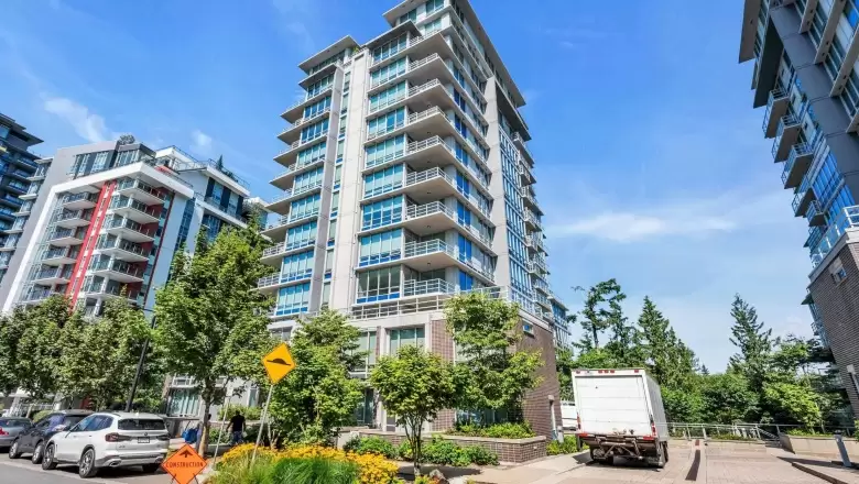 1009 9060 UNIVERSITY CRESCENT image #1