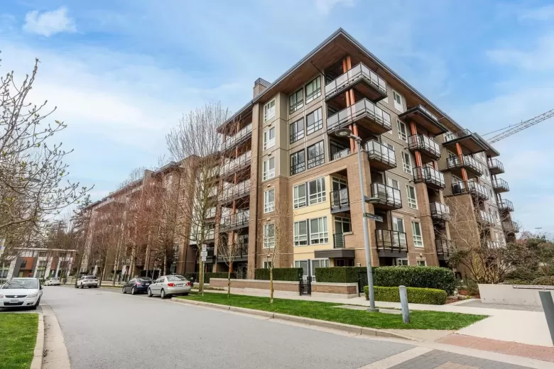 605 6033 GRAY AVENUE image #1