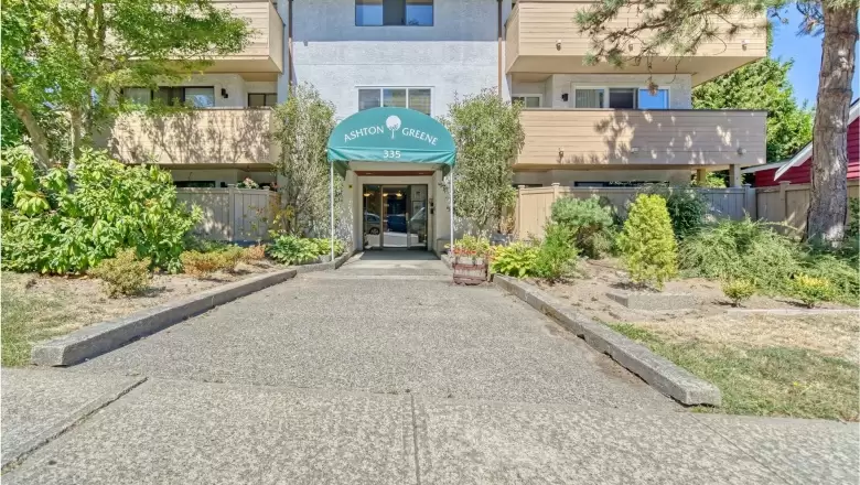 104 335 CEDAR STREET image #1