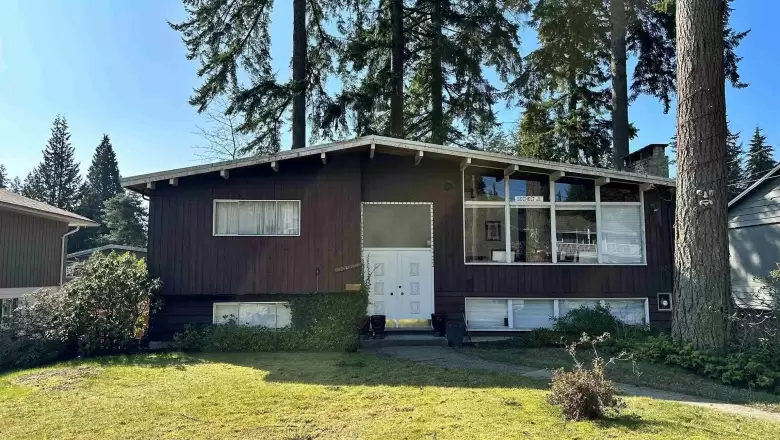 2611 SECHELT DRIVE image #1