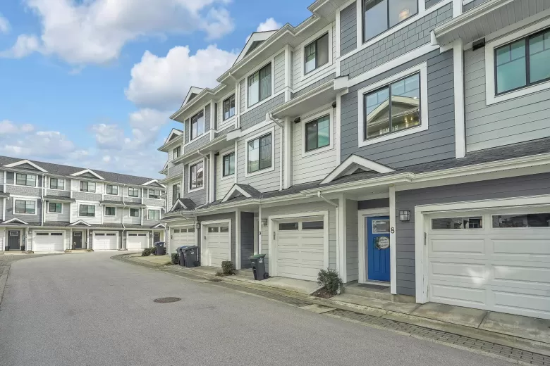 9 189 WOOD STREET image #1