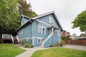 223 BURR STREET, New Westminster, BC