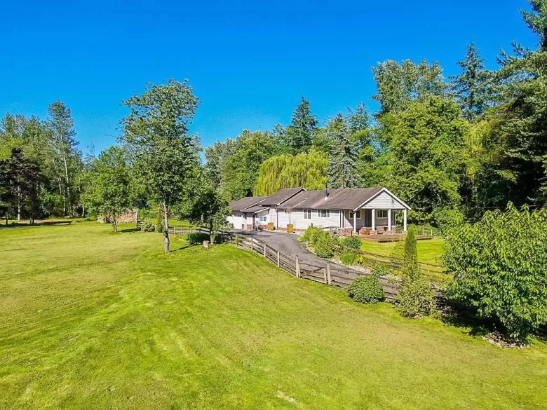25887 60 AVENUE image #1