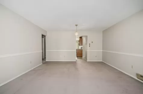 120 32691 GARIBALDI DRIVE image #4