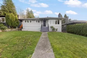 1820 LARSON ROAD, North Vancouver, North Vancouver, BC