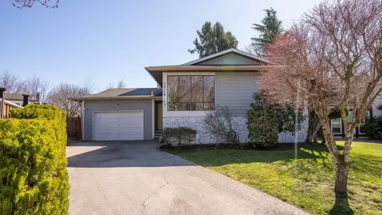 5926 183 STREET image #1