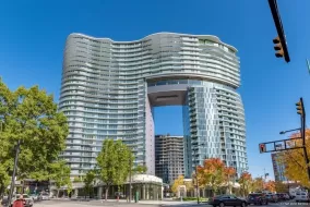 1907 89 NELSON STREET, Vancouver West, Vancouver, BC