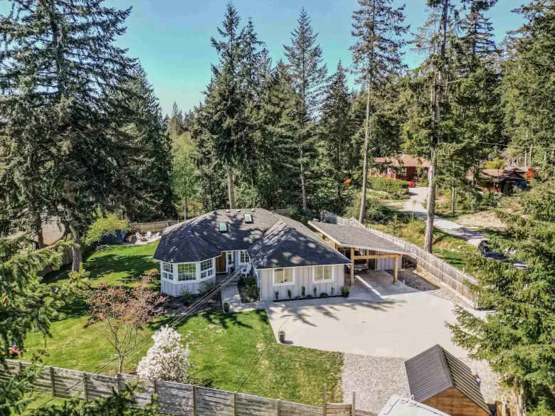 545 KING ROAD, Gibsons, BC for sale