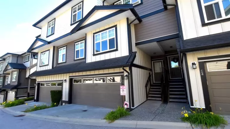 61 6350 142 STREET image #1