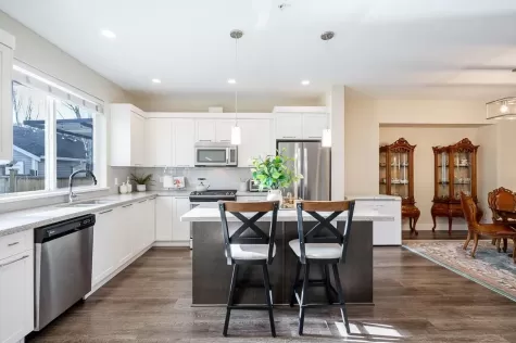 20580 84A AVENUE image #2