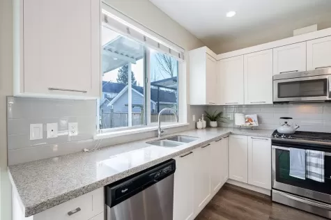 20580 84A AVENUE image #3