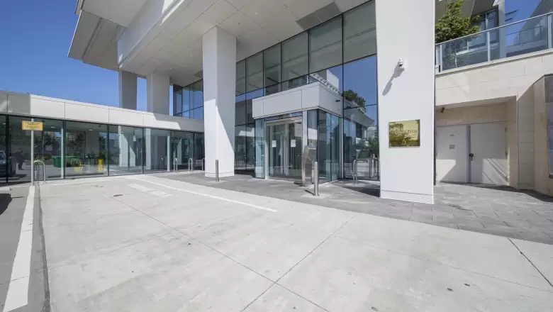 1709 1888 GILMORE AVENUE image #1