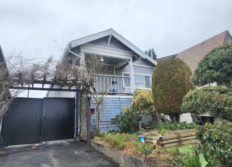 4543 RUPERT STREET image #1