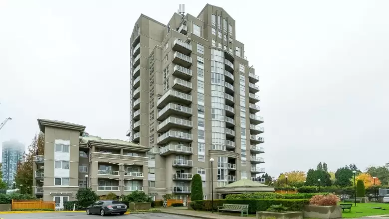 1008 10523 UNIVERSITY DRIVE image #1