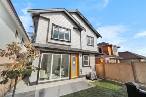 3 3644 E 28TH AVENUE, Vancouver East, Vancouver, BC